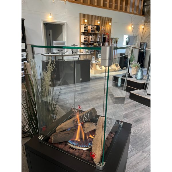 Monaco gaspejs med levende ild, glashus og kunstbrænde - 8 kW - DEMO inkl. overtræk - Image 3